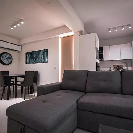 Luxfair Penthouse *